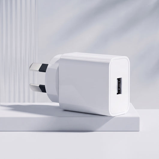 מטען USB 